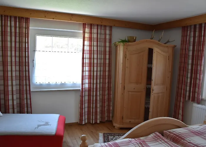 Gaestehaus Mayer Penzion Mieming